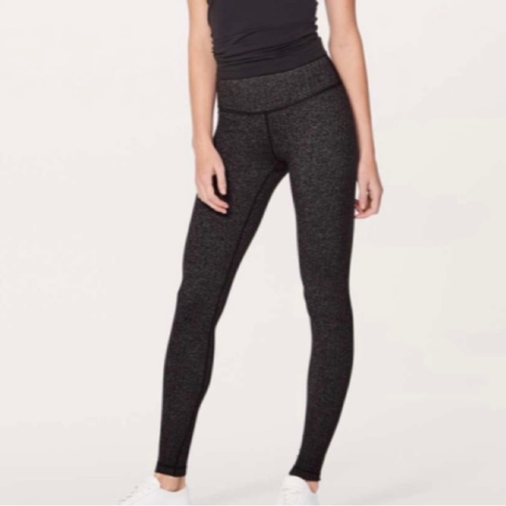 LULULEMON Wunder Under black and gray Herringbone Leggings - size 6
